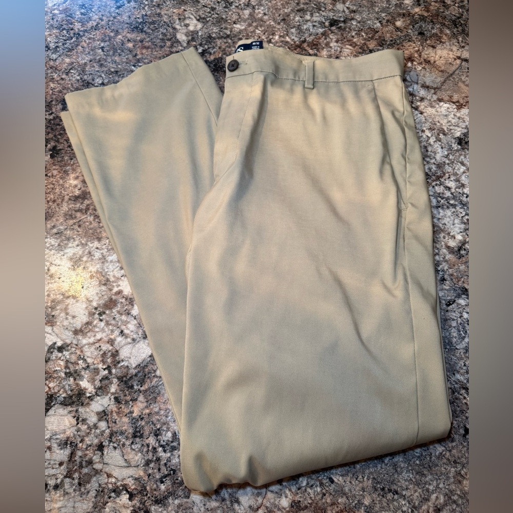 Chaps Men's Khaki Pants w/ Stretch- Light Tan